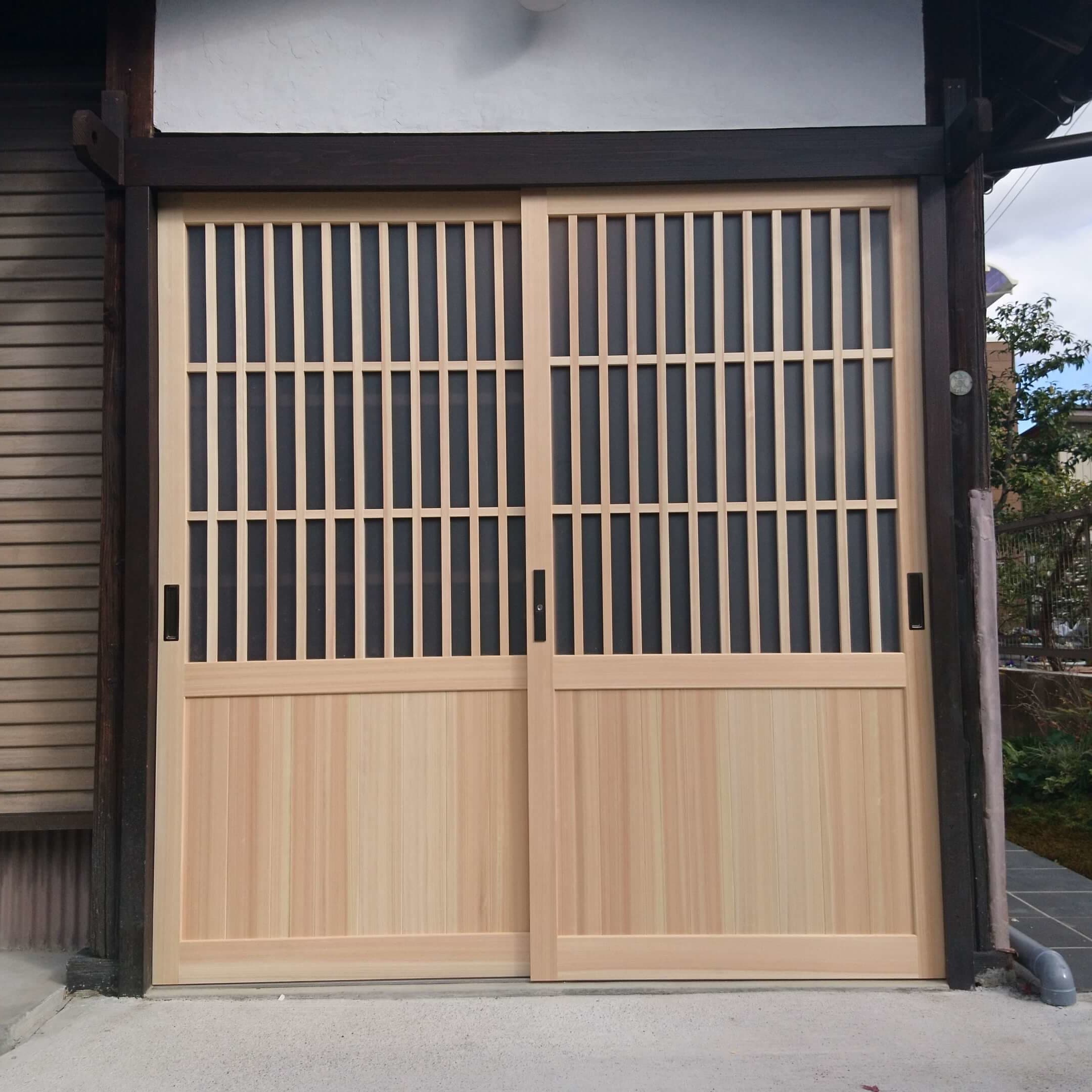 玄関扉の新調 あま市 | 玄関扉の新調なら建具修理の窓口あま市