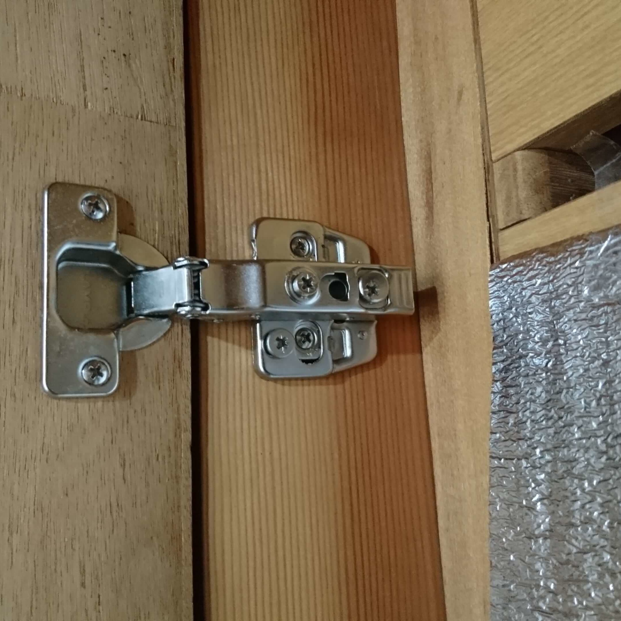 蝶番の調整・交換 あま市 | 蝶番の調整・交換なら建具修理の窓口あま市
